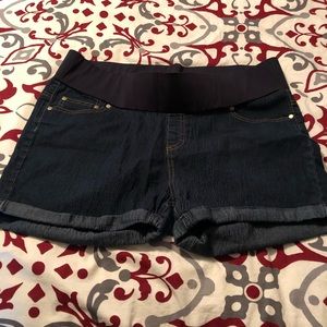 Maternity shorts XL